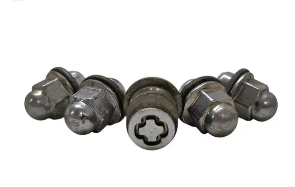 Hyundai i30 Nuts/bolts 