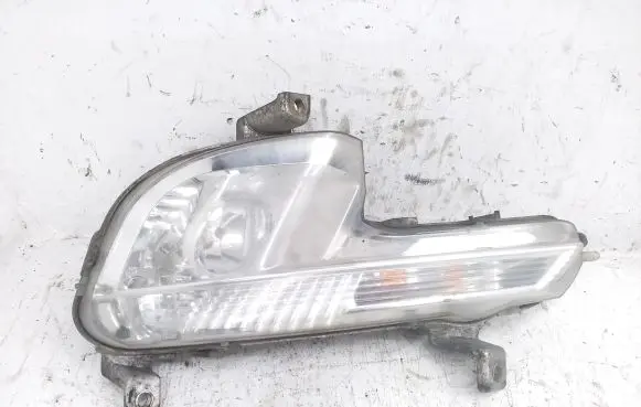 Peugeot 508 Front fog light 9670476280