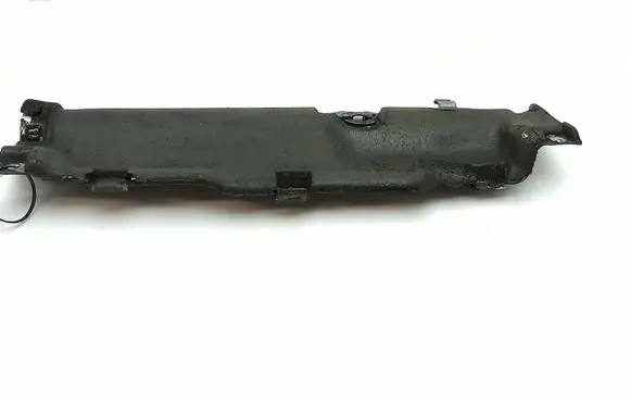 Mercedes-Benz 380 560SEC C126 Heat shield in engine bay 