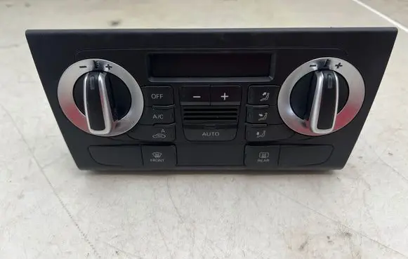 Audi Q3 8U Climate control unit 8U0820043D A2C80279600