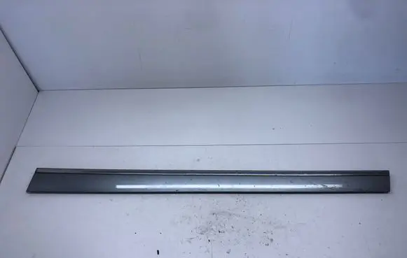 Audi A6 S6 C6 4F Front door trim (molding) 4F0853960J