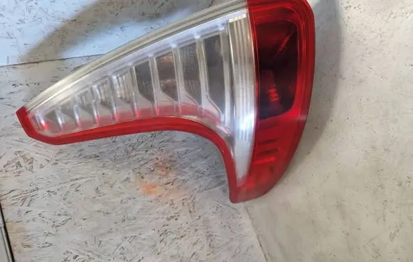 Rear/tail lights
