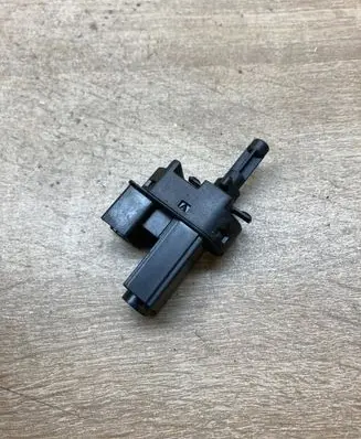 Ford C-MAX I Brake pedal sensor switch 4M5T7C534AA