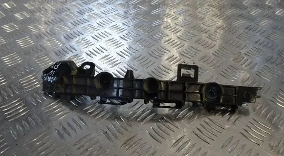 Toyota Yaris XP210 Fender mounting bracket 62575-K0020