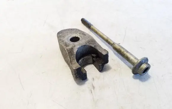 Fuel Injector clamp holder