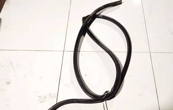 Nissan Primera Rubber seal rear door 