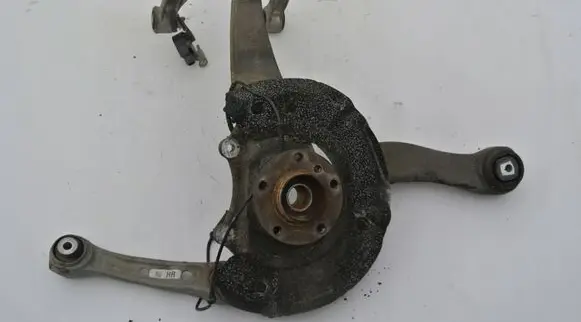BMW 5 F10 F11 Front wheel hub spindle knuckle