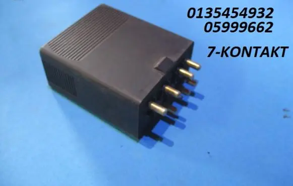 Mercedes-Benz E W124 Hazard warning light relay 0135454932 05999662