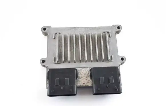 Hyundai Santa Fe Engine control unit/module 391083E360 39108-3E360 11870635