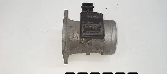 Audi A4 S4 B5 8D Mass air flow meter 037906461B