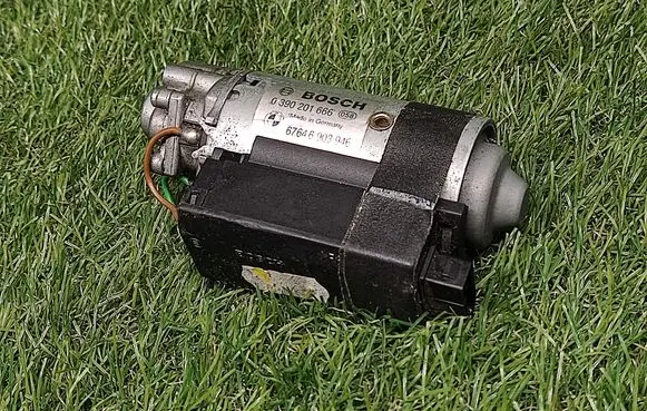 BMW X5 E53 Steering column adjust motor 6903946 67646903949 0390201666
