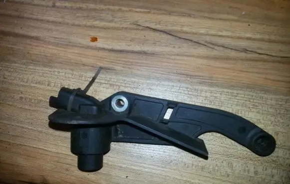 Peugeot 206 Crankshaft position sensor 9625423880