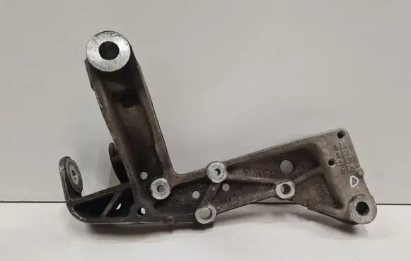 Volkswagen Touran I Front subframe 1K0199296E