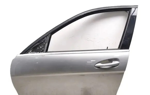 Mercedes-Benz C AMG W204 Front door 