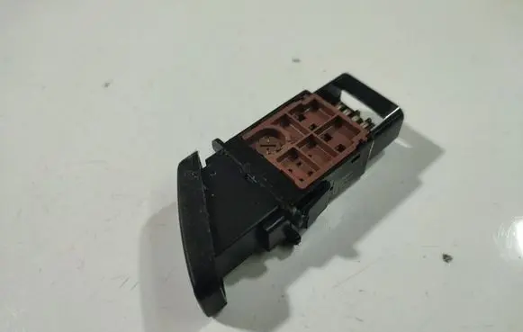 Hazard light switch