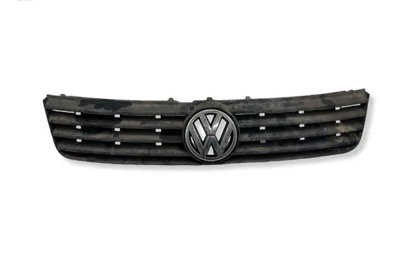 Volkswagen PASSAT B5 Front grill 3B0853653C