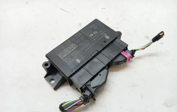 Seat Leon (5F) Parking PDC control unit/module 5Q0919294C