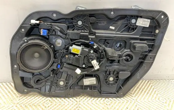 KIA Ceed Front door window regulator with motor 82460A2010