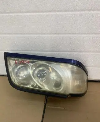Mercedes-Benz C W202 Headlight/headlamp SK330111394 E1905