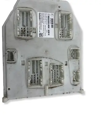 Mercedes-Benz Sprinter W907 W910 Central body control module A9079002304
