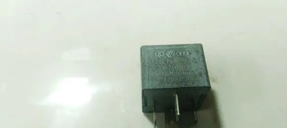 Audi A6 S6 C6 4F Other relay 141951253b