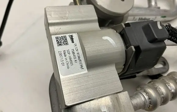 Opel Mokka B Air conditioning (A/C) expansion valve T588458A1 R134R1234 SAT16M2001