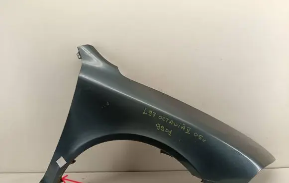 Skoda Octavia Mk2 (1Z) Fender