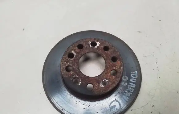 Volkswagen Touran I Rear brake disc