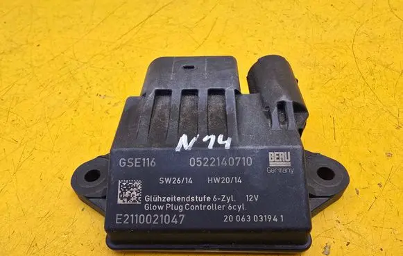 Mercedes-Benz E W212 Glow plug pre-heat relay 0522140710 20063031941 E2110021047