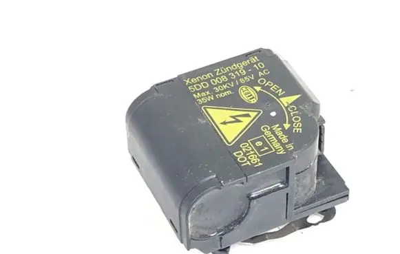 Opel Signum Voltage converter/converter module 5DD008319-10
