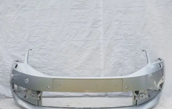 Skoda Octavia Mk3 (5E) Front bumper 5E0807221N