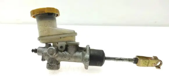 Subaru Legacy Clutch master cylinder