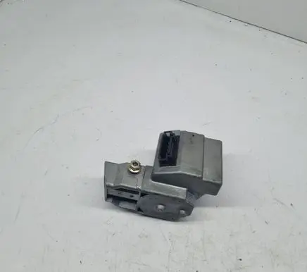 Mercedes-Benz E W210 Steering wheel lock A2084620330