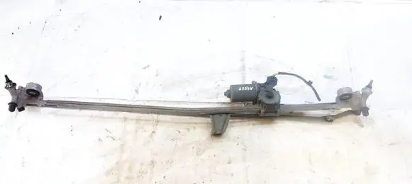 Front wiper linkage and motor