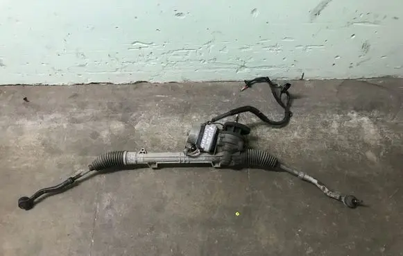 Peugeot 208 Steering rack 6700002756
