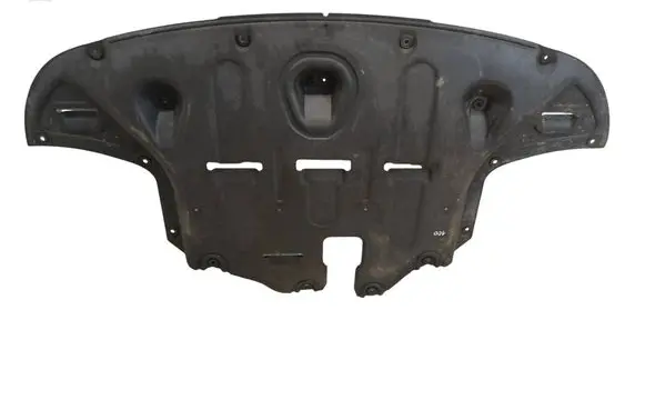 Hyundai Tucson TL Engine splash shield/under tray