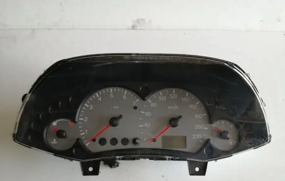 Ford Focus Speedometer (instrument cluster)