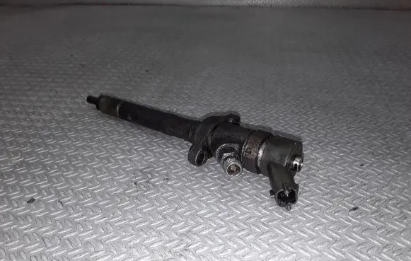 Ford Focus C-MAX Fuel injector 0445110188