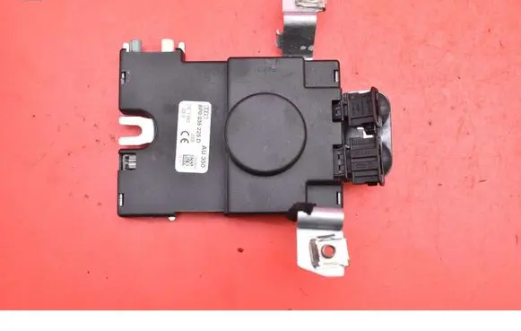 Audi A3 S3 8P Sound amplifier 8P0035225D
