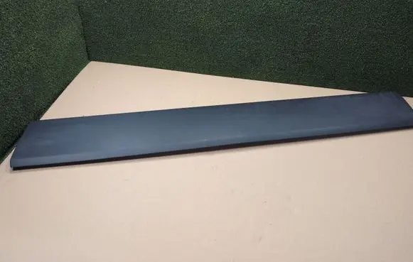 Renault Trafic III (X82) Sliding door trim (molding) 768556674R 768555976R 82821221