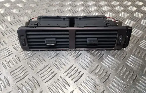 Audi A6 S6 C5 4B Dash center air vent grill 4B1820951