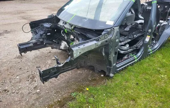 Volkswagen Tiguan Front quarter panel 