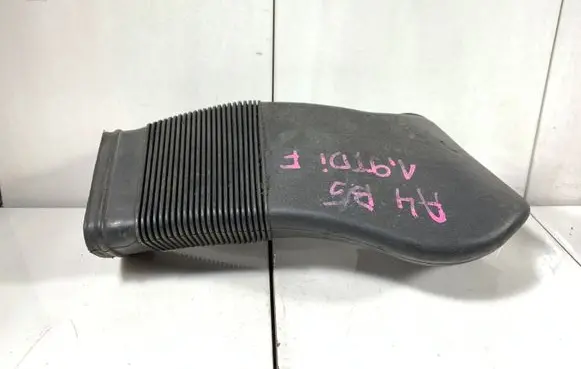 Audi A4 S4 B5 8D Air intake duct part 8D0129617E