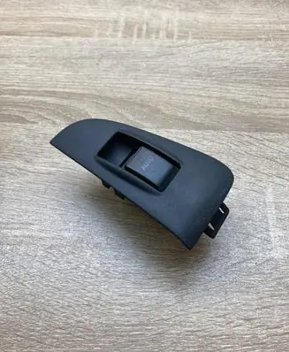 Toyota Avensis T250 Electric window control switch 7427205020