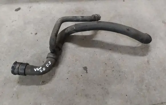 Volvo V60 Engine coolant pipe/hose