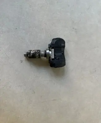 BMW X5 F15 Tire pressure sensor 6881891