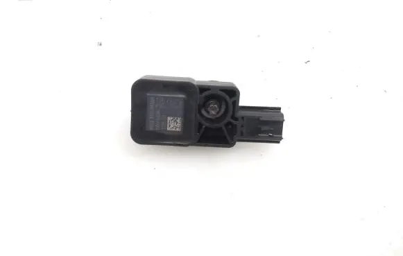 Opel Insignia A Airbag deployment crash/impact sensor 13593676