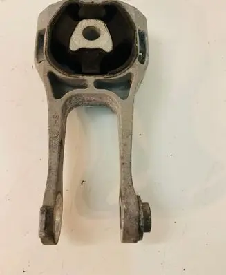 Lexus UX Gearbox mount