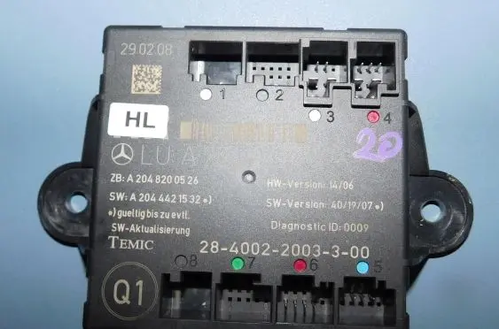 Mercedes-Benz C W204 Door control unit/module a2048700996