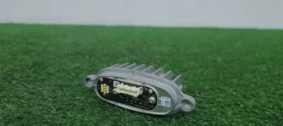 Skoda Octavia Mk3 (5E) LED ballast control module 1420000245
